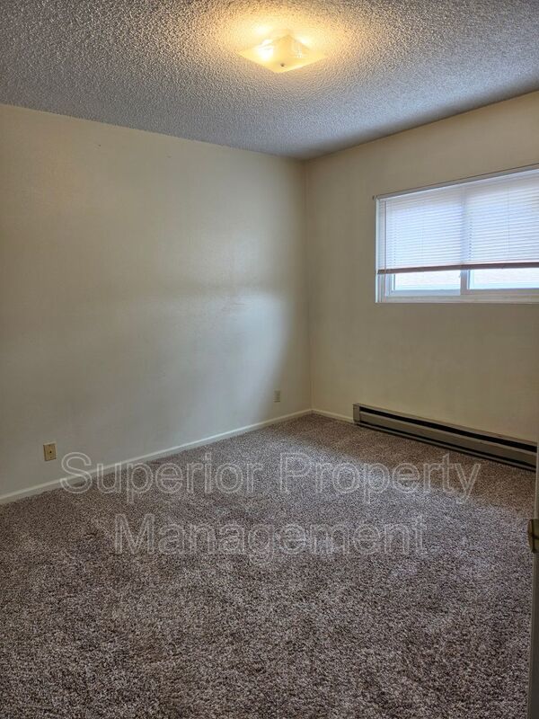 Spacious 3-Bedroom Apartment – Parking Included, W/D Hookups property image