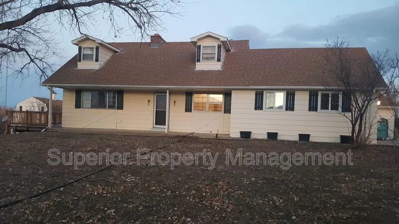 Available 4-Bedroom 3-Bathroom Farmhouse Retreat property image