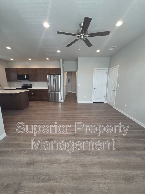3-Bedroom, 2-Bathroom – Near LCCC & Downtown property image