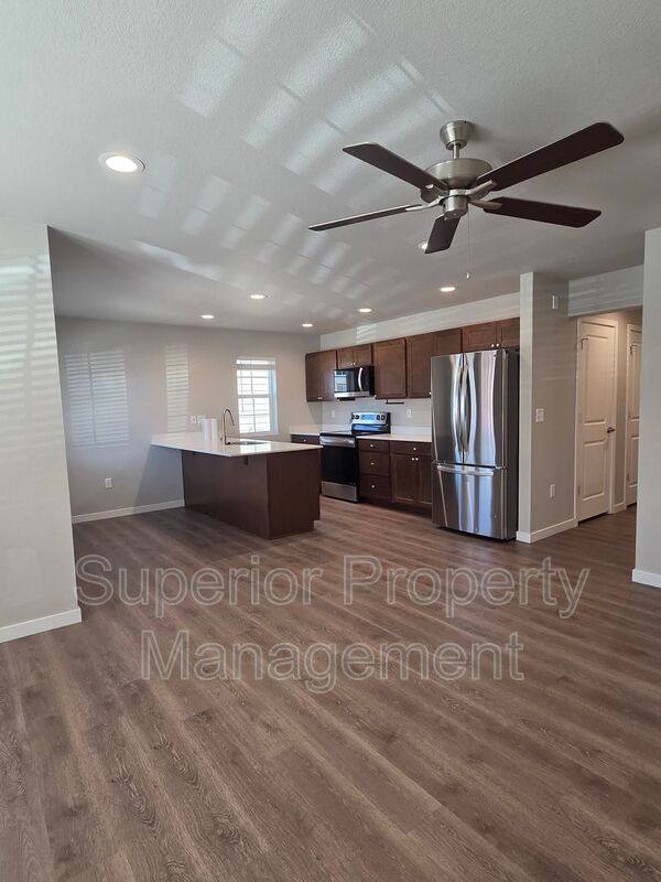 3-Bedroom, 2-Bathroom – Near LCCC & Downtown property image