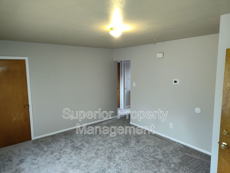 Now Available! Spacious 2 bed, 1 bath upstairs unit in a prime location property image