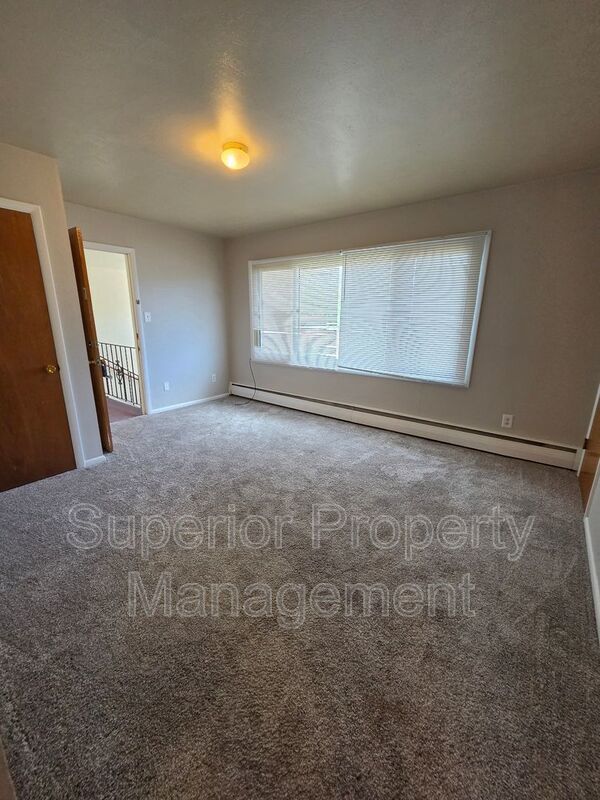 Now Available! Spacious 2 bed, 1 bath upstairs unit in a prime location property image