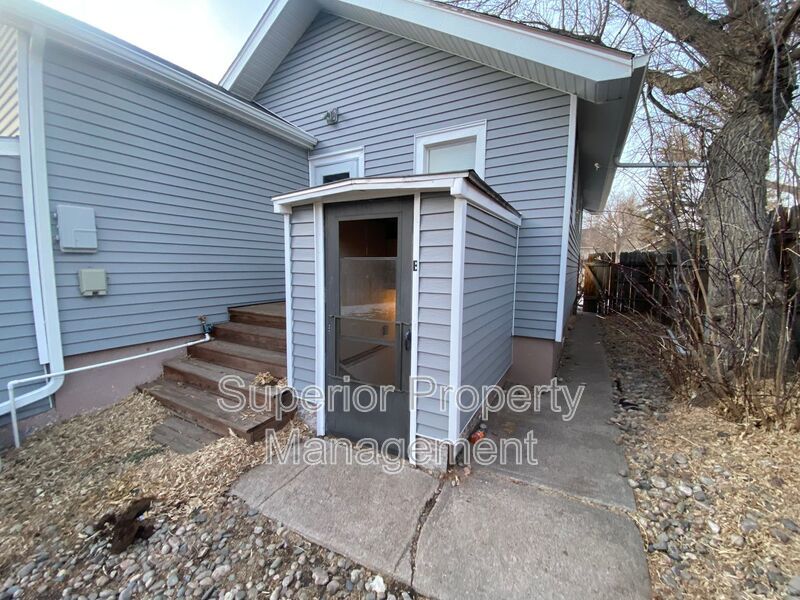 Cozy 1 Bed, 1 Bath Basement Apartment with 1-Car Garage – Move-In Ready property image