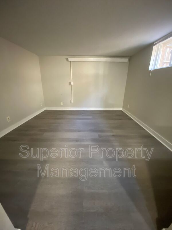 Cozy 1 Bed, 1 Bath Basement Apartment with 1-Car Garage – Move-In Ready property image