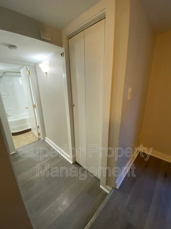 Cozy 1 Bed, 1 Bath Basement Apartment with 1-Car Garage – Move-In Ready property image