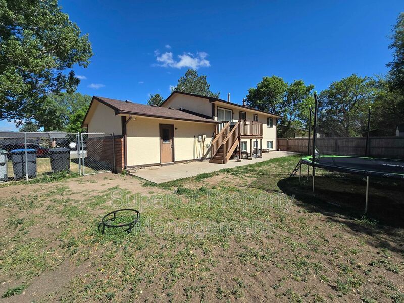 Spacious 5-Bedroom Bi-Level Home Near F.E. Warren AFB! property image