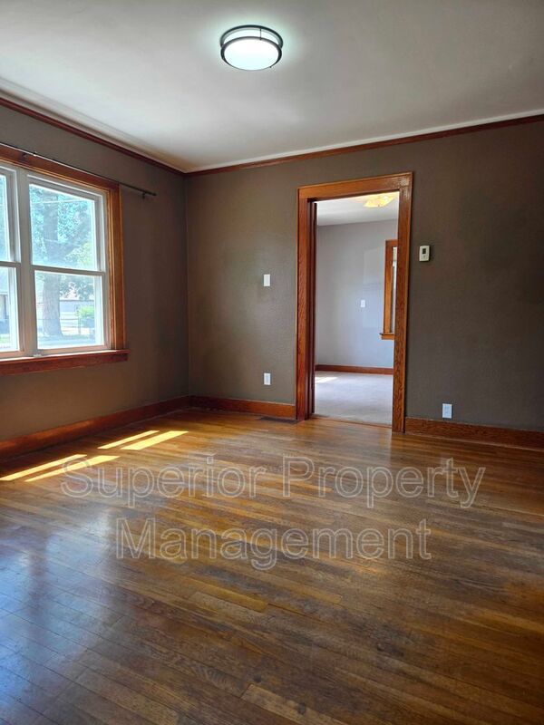 4 Bed, 2 Bath Home – 5 Minutes from Downtown | Garage & Private Deck property image