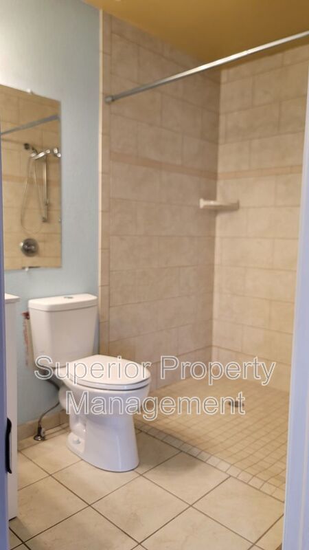 Beautiful, open, and bright 2 bedroom, 2 bathroom townhome. Available now. property image