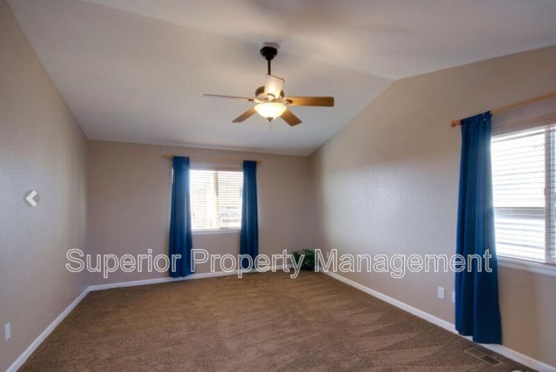 Beautiful 3 bed, 3 bath home in desirable neighborhood. Available Aug 17th. property image
