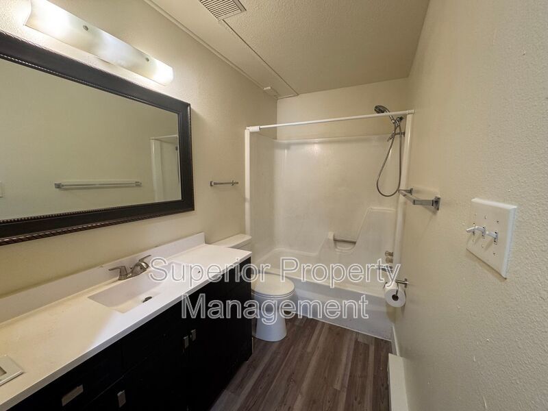 Updated 1 Bedroom property image