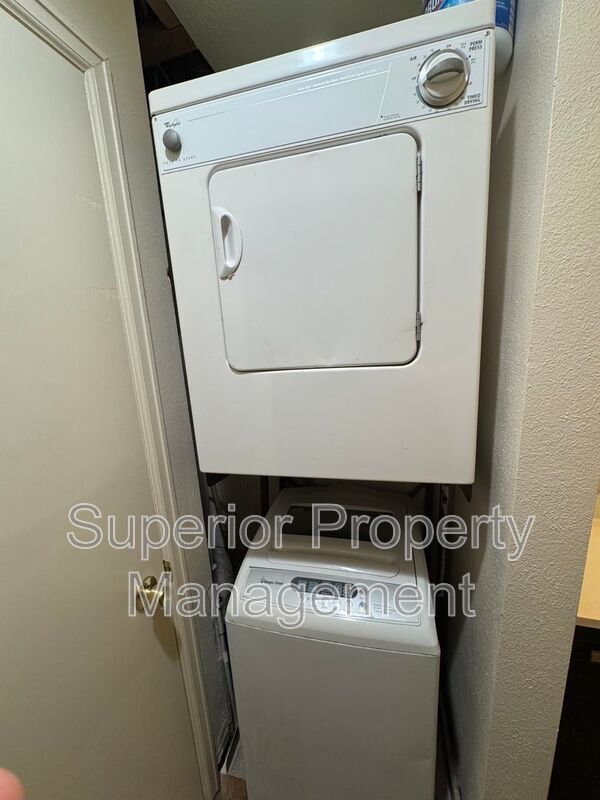 Updated 1 Bedroom property image