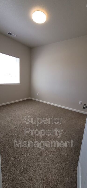 Beautiful, Brand New 2 bedroom- 2 bathroom with tasteful upgrades. property image