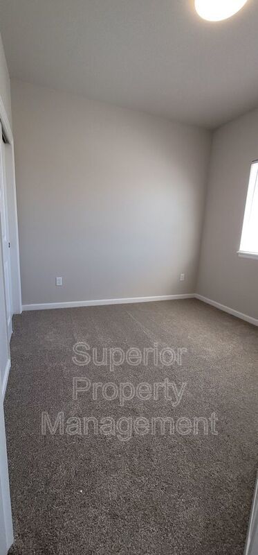 Beautiful, Brand New 2 bedroom- 2 bathroom with tasteful upgrades. property image