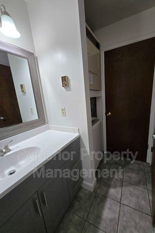 Move-In Ready Furnished 1BR Apartment property image