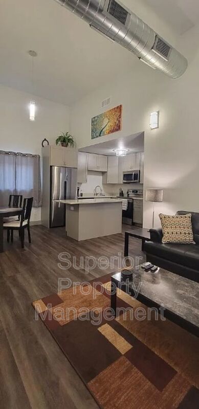 LIVE IN THE HEART OF DOWNTOWN - FIRST MONTH FREE! property image