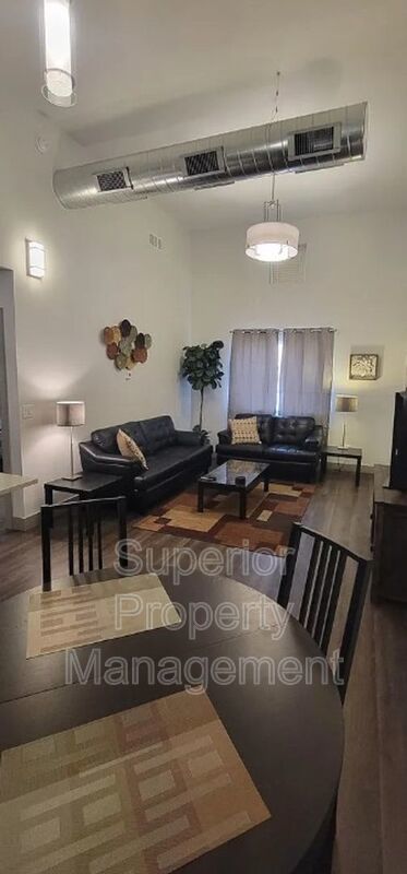 LIVE IN THE HEART OF DOWNTOWN - FIRST MONTH FREE! property image