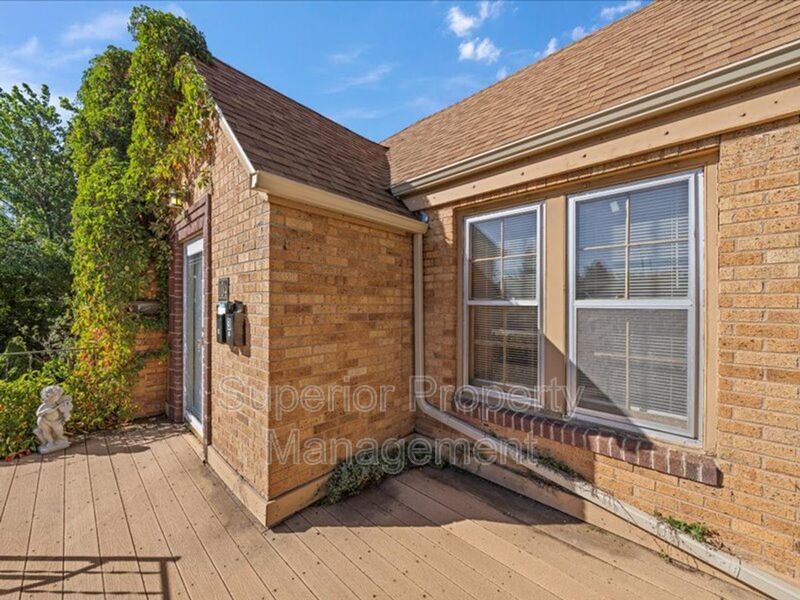 Move in for Free! Cozy and Inviting Apartment property image