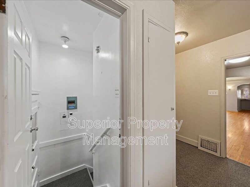 Move in for Free! Cozy and Inviting Apartment property image