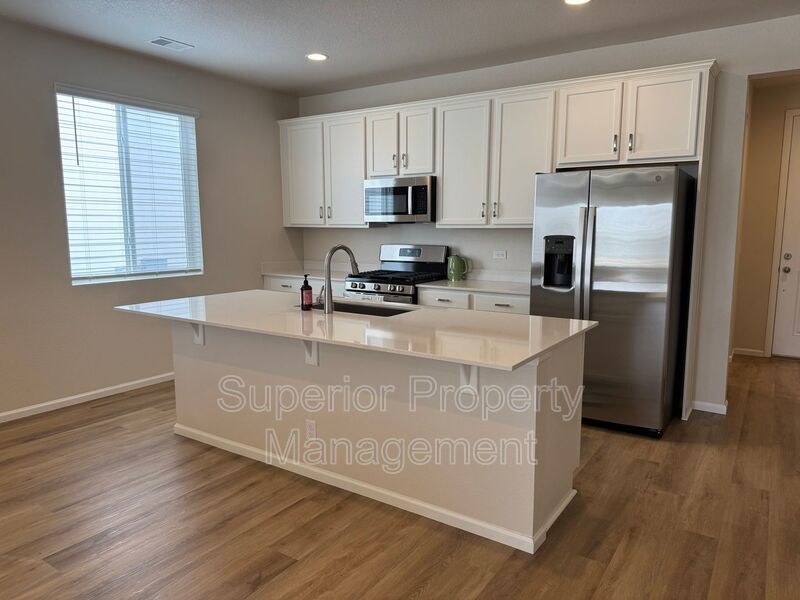 Spacious 4-Bedroom Home for Rent – Pet Friendly, Great Location & Modern Amenities property image