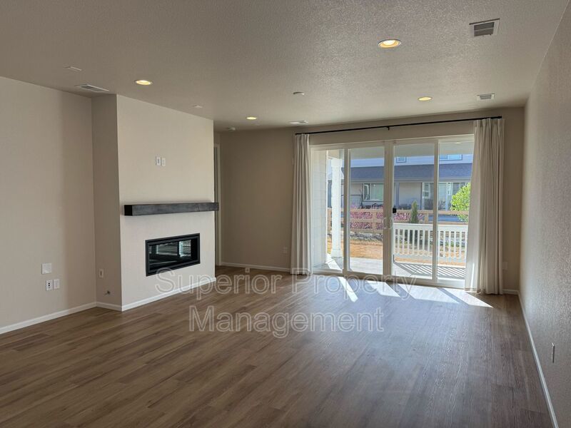 Spacious 4-Bedroom Home for Rent – Pet Friendly, Great Location & Modern Amenities property image